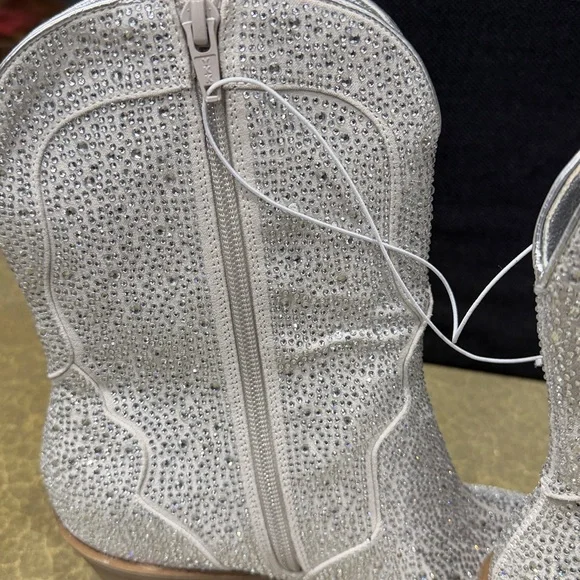 Universal Thread Rhinestone Boots - Picture 4 of 6